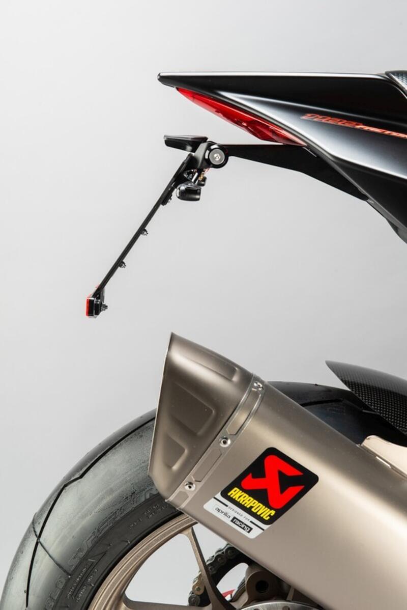 Porta Targa Regolabile per Aprilia A1